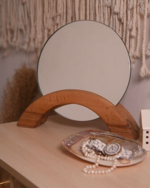 آینه رومیزی پایه قوسی